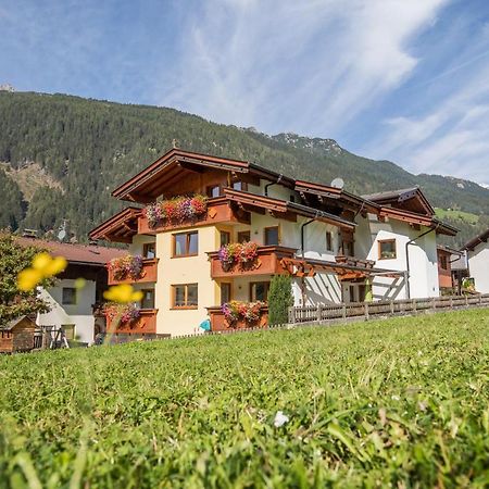 Haus Rosmarie Apartman Neustift im Stubaital Kültér fotó